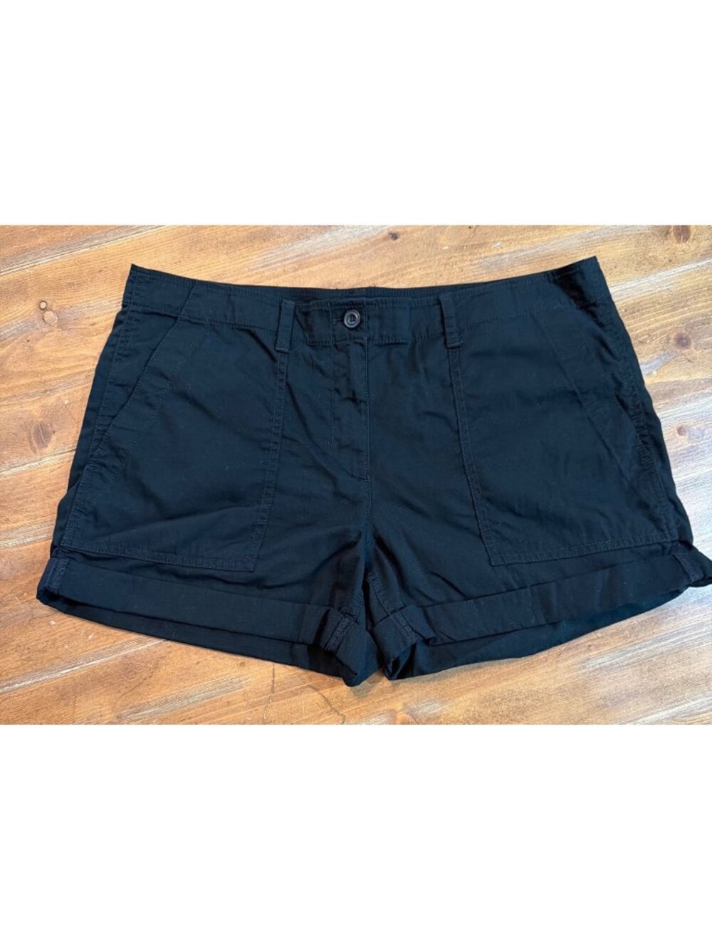 Black Womens Size 12 Cargo Shorts Front & Back Pockets & Rolled Hems